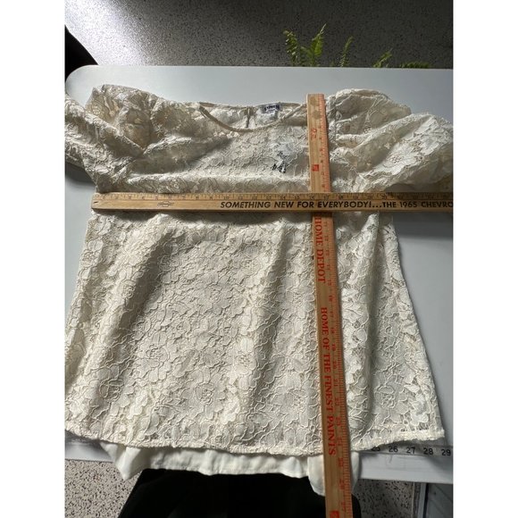 Express Lace Puff Mutton Sleeve Top Long Sleeve Blouse Women L Cream Keyhole NEW - Picture 4 of 8